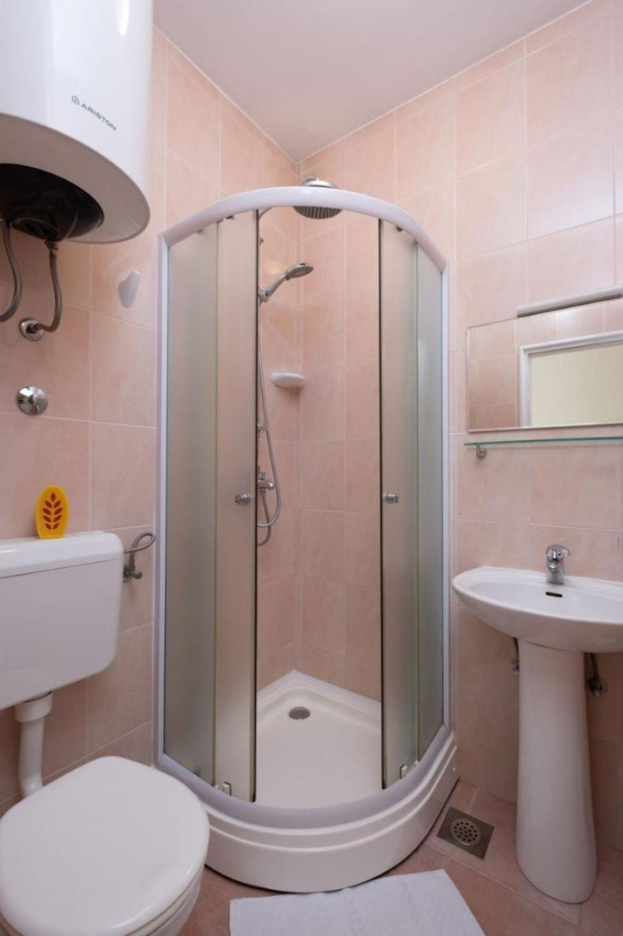 מליני Apartments Mat מראה חיצוני תמונה